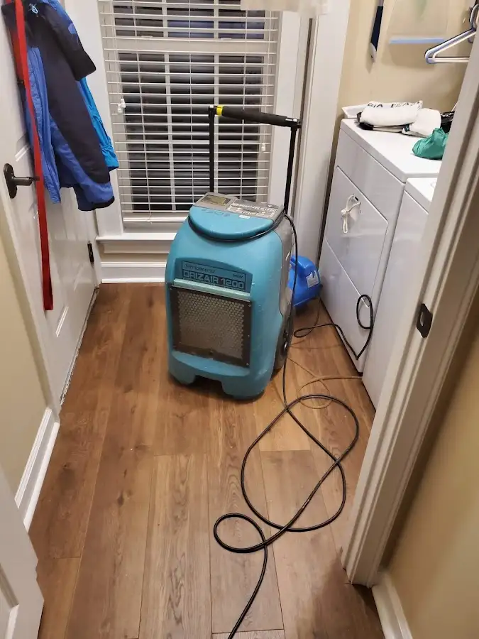 Commercial dehumidifier deployed for Crawl Space Restoration in Bonney Lake